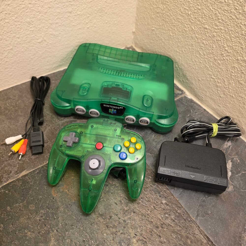 Hardware - N64 System, Jungle Green w/ 1 Gamepad - Nintendo64 - Funtastic